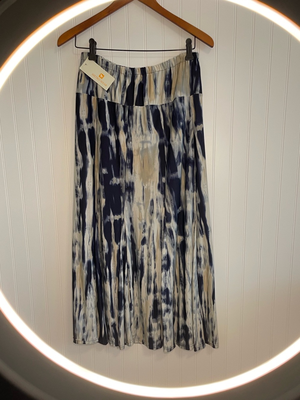Metro wear skirt. 🦋💐Host Pick 🦋💐